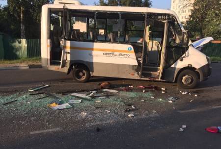 В Домодедово произошла авария с автобусом, 4 человека пострадали