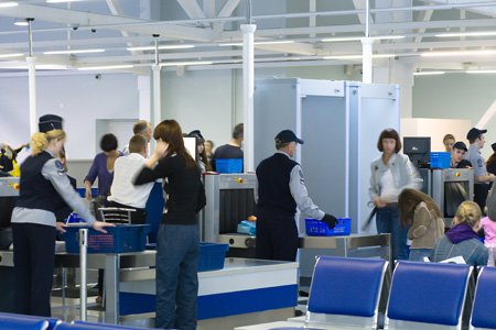 Аэропорт Домодедово модернезировал системы безопасности