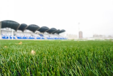 Новое футбольное поле откроют на стадионе «Авангард» 21 декабря