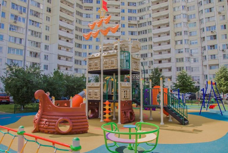 В Домодедово открыли новую детскую площадку