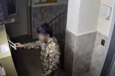 В Домодедово задержали мужчину, угрожавшего подростку ножом