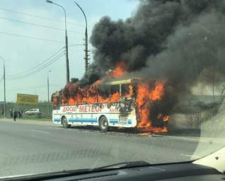 ​В Домодедово сгорел автобус футбольного клуба Метеор