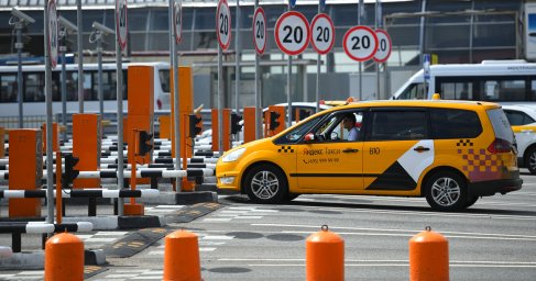 ​Домодедовские таксисты придумали схему с отменой заказов