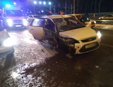 Сердечный приступ стал причиной аварии возле аэропорта Домодедово