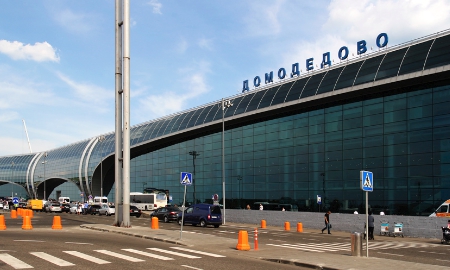 В аэропорту Домодедово транспортные полицейские задержали вора