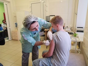 ​Информация о вакцинации подростков в Домодедово