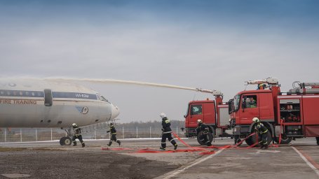 ​В аэропорту Домодедово отработали действия при ЧС в условиях распространения COVID-19