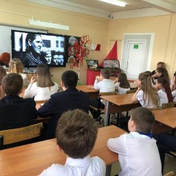 Беседа с создателем фильма «Свидетели войны» состоялась у домодедовских школьников