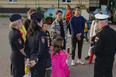 Сотрудники полиции в Домодедово провели акцию «Полиция на страже здорового образа жизни!»