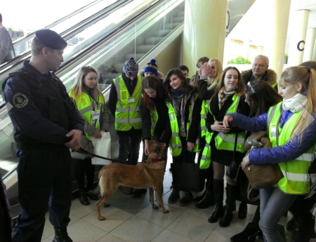 Экскурсия учащихся 9-11 классов по аэропорту Домодедово в рамках программы «Приток»