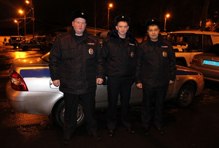 Сотрудники Домодедовской полиции спасли мужчину из огня