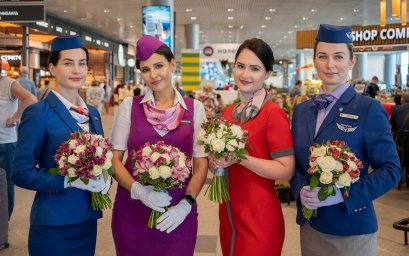 ​В аэропорту Домодедово поздравили бортпроводников