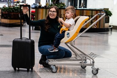 В аэропорту Домодедово появились бесплатные детские коляски