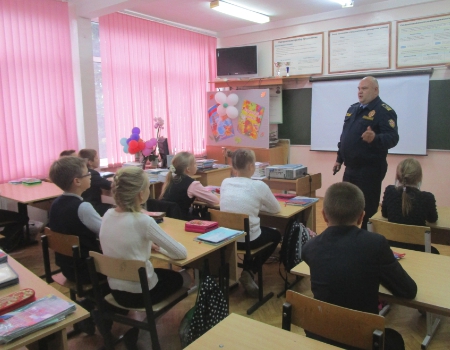 Госадмтехнадзор провел уроки чистоты в Домодедовских школах