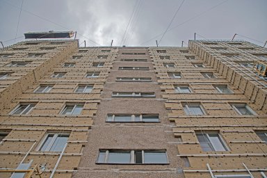 ​В Домодедово проверили ход ремонта фасадов и кровли