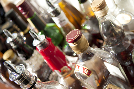 Установлен запрет на продажу алкоголя в таре объемом более 1,5 литров
