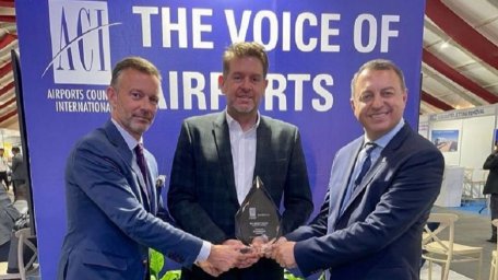 Аэропорт Домодедово получил награды в категории "Лучший аэропорт европы"