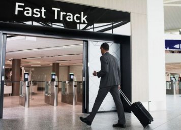 ​Fast Track в Московском аэропорту Домодедово стал в 2 раза быстрее