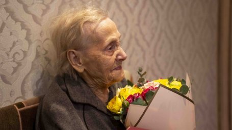 95-летний юбилей отметила труженица тыла Тамара Васильевна Кокорина