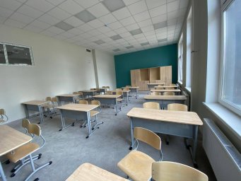 ​В ЖК «Домодедово парк» в новой школе на 825 мест приступили к сборке и установке мебели